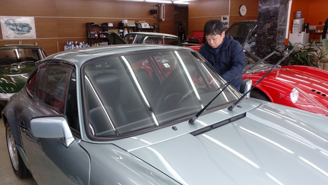 ポルシェ964カレラ2UVフィルム貼り