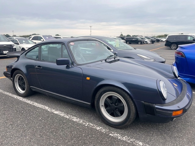 85年911カレラ3.2　搬出