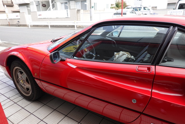 328GTB バッテリー交換